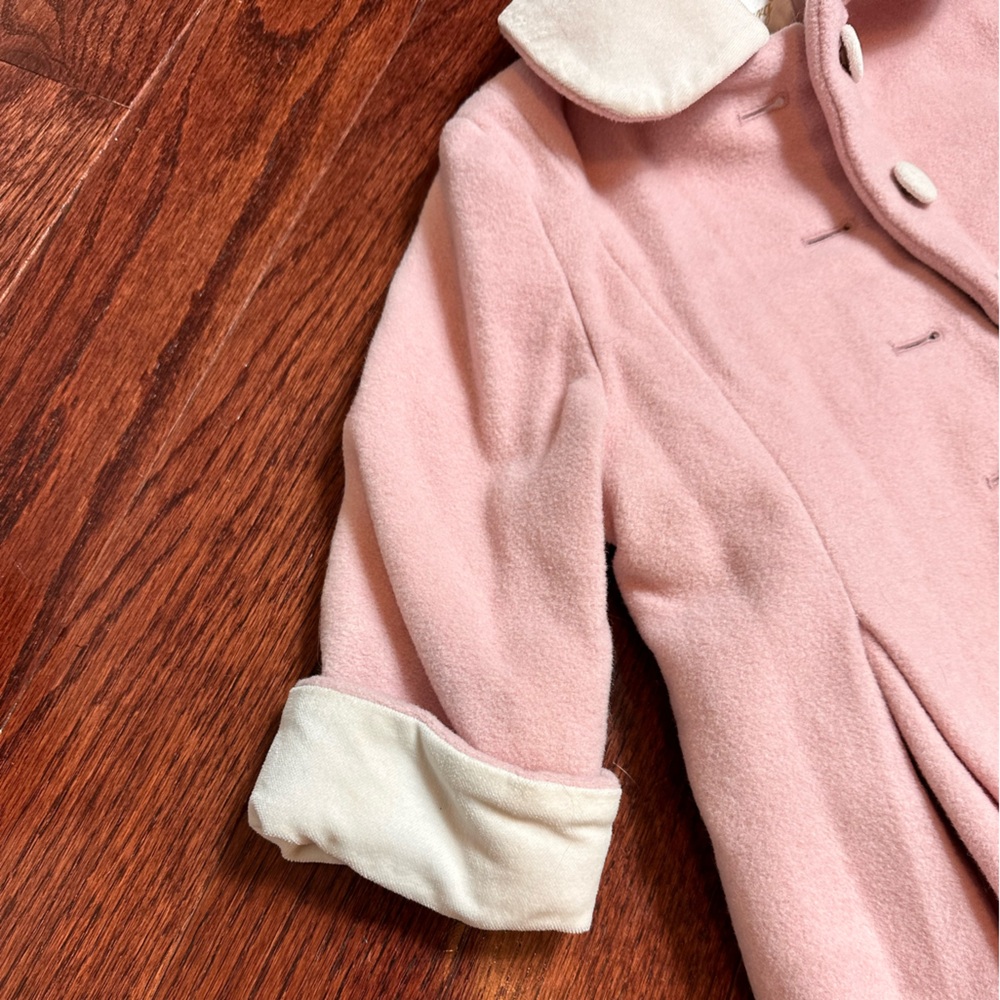 Strasburg pleated swing coat - Picture 2 of 11